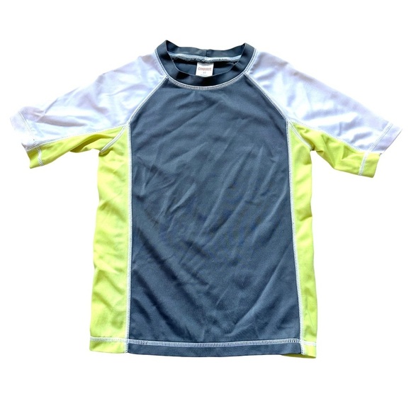 ⭐️ 5 for $25 GYMBOREE Kids Swim Shirt Rash Guard in Gray and Yellow Size 5 T - Picture 1 of 3